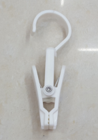 Плечико-крючок п/м с прищепкой п/м белое